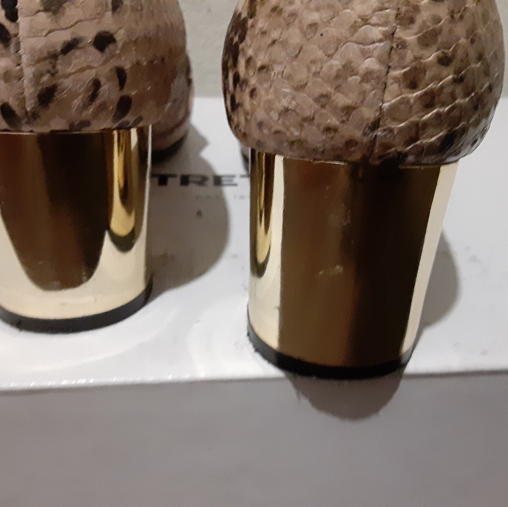 Bata - Picture 8 of 8